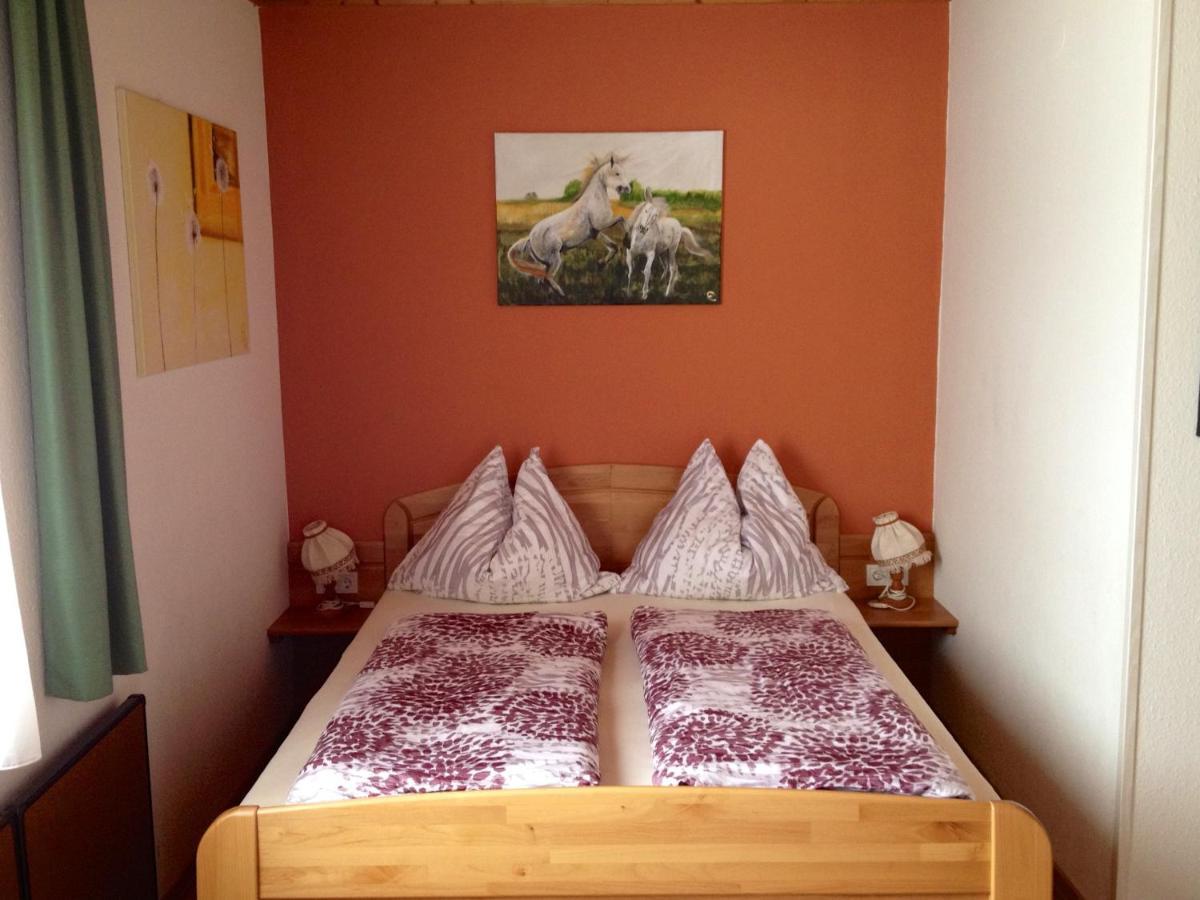Ferienwohnungen Pernull Waidegg Habitación foto